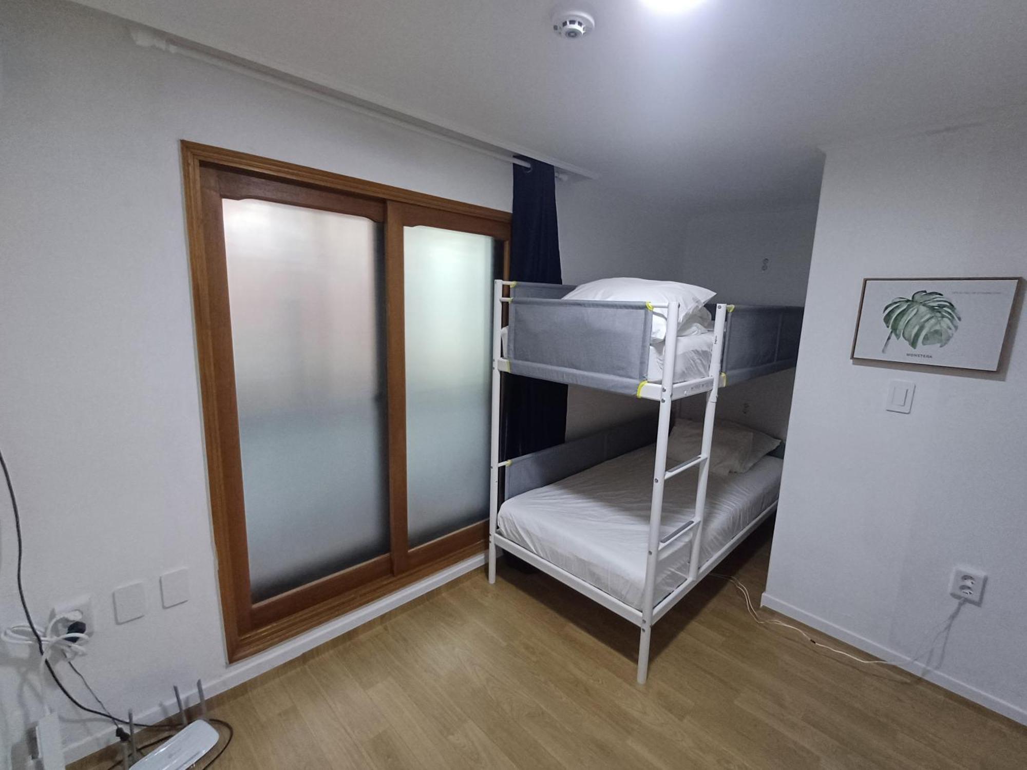 Ocean'S Guesthouse - Foreigners Only Seoul Bagian luar foto