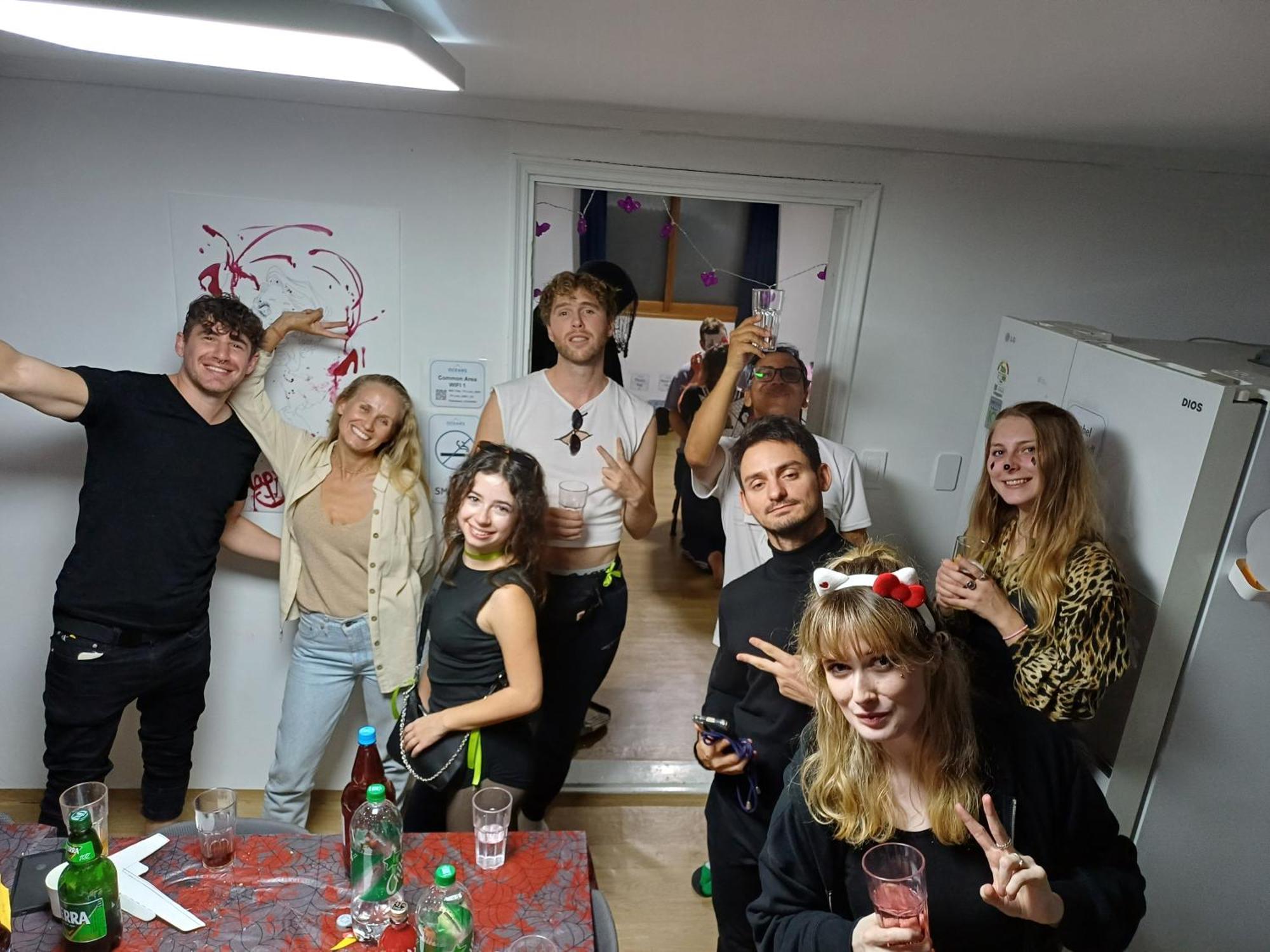 Ocean'S Guesthouse - Foreigners Only Seoul Bagian luar foto