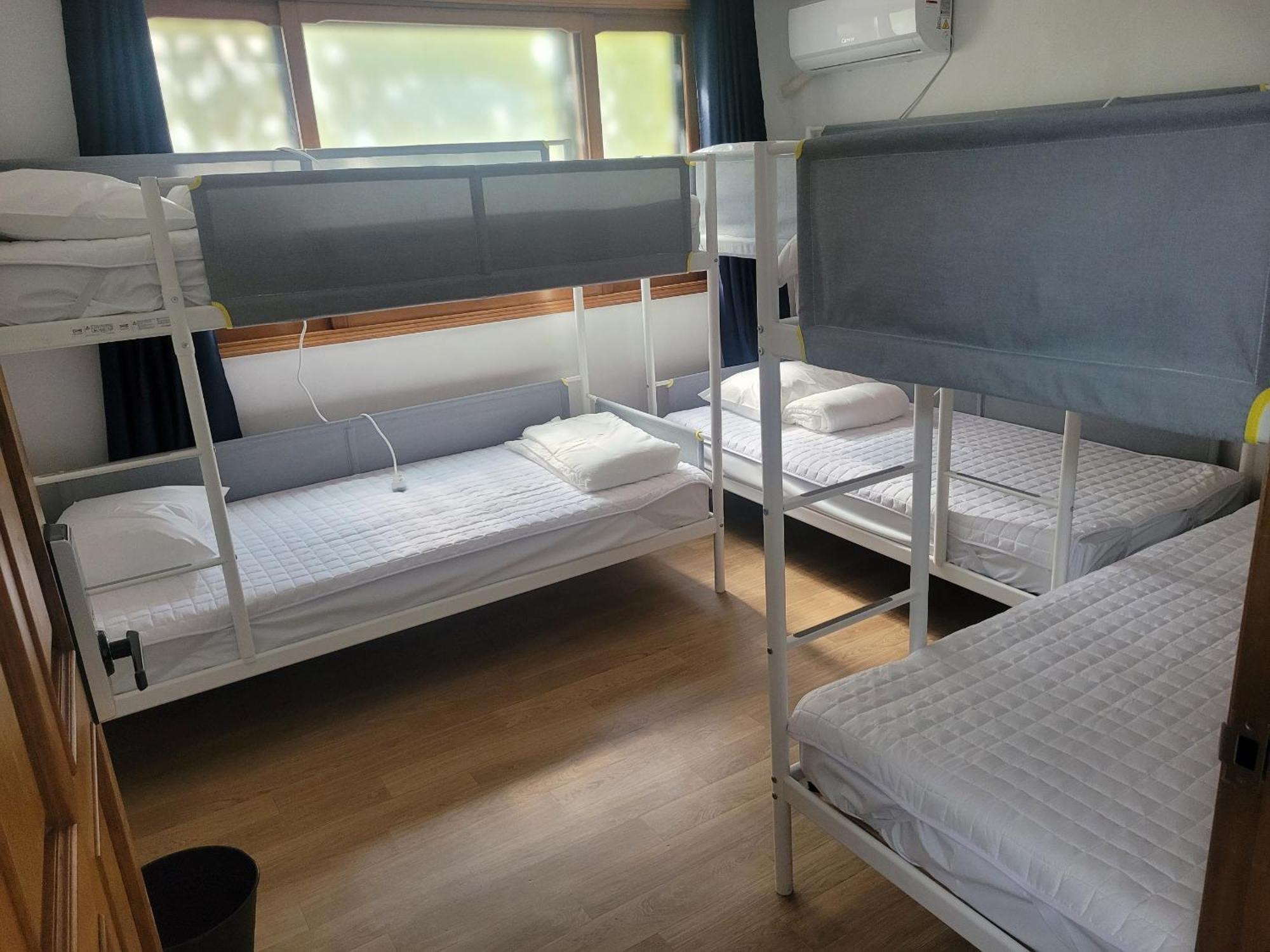 Ocean'S Guesthouse - Foreigners Only Seoul Bagian luar foto