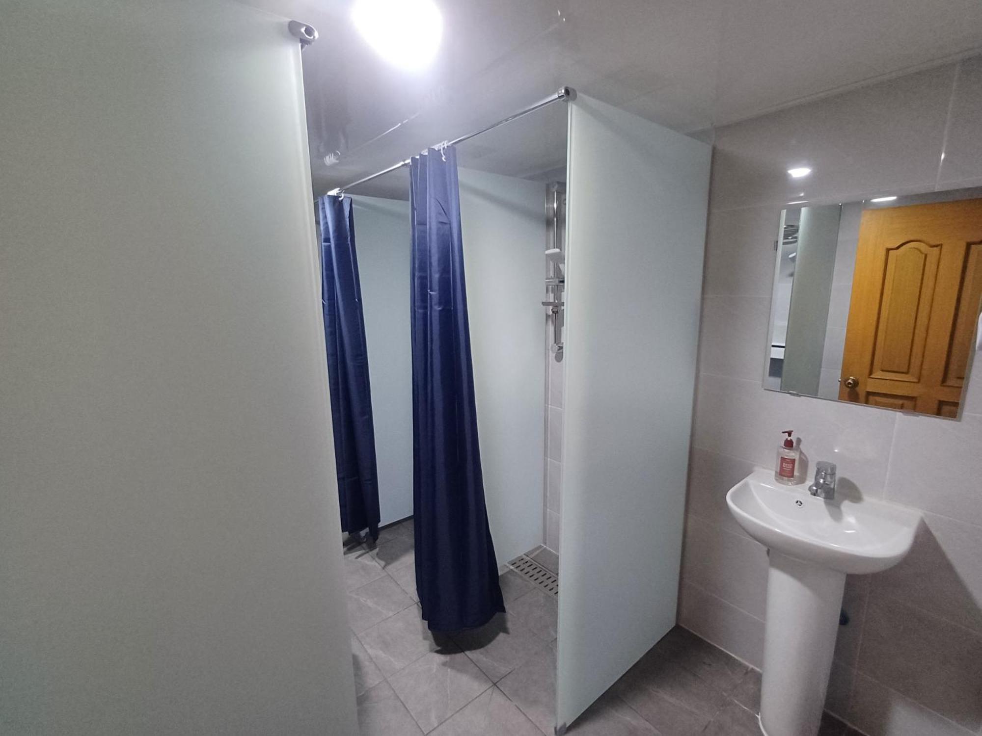 Ocean'S Guesthouse - Foreigners Only Seoul Bagian luar foto